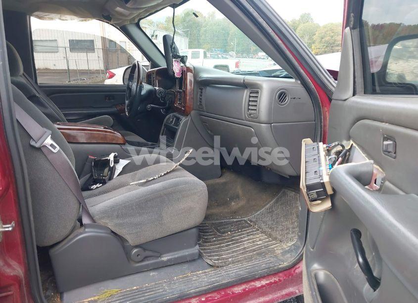 Photo 5 of 2005 Chevrolet Silverado 1500 LS (VIN 2GCEK13TX51399720)