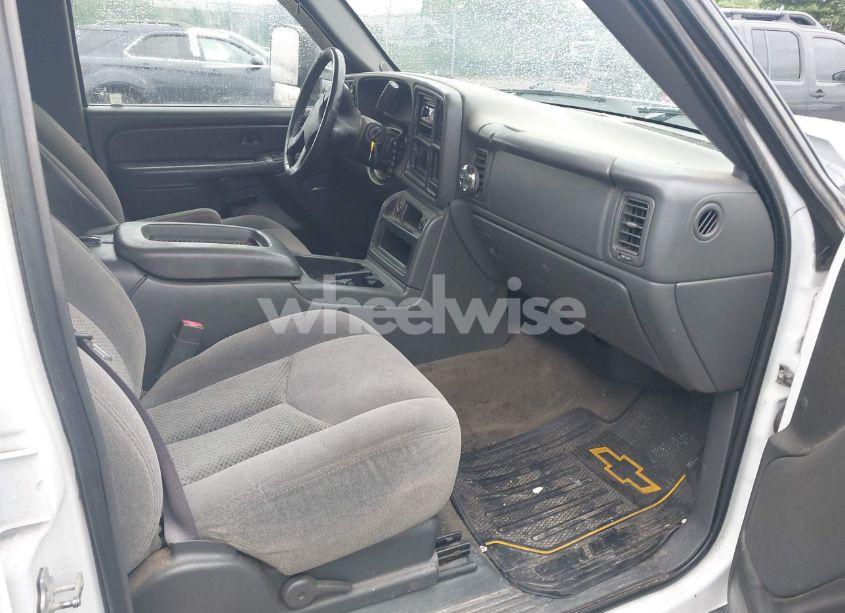 Photo 5 of 2006 Chevrolet Silverado 1500 LT2 (VIN 2GCEK13TX61137830)