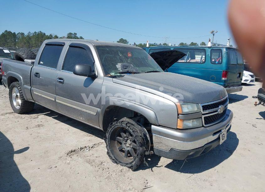 2006 Chevrolet Silverado 1500 LT3 (VIN 2GCEK13TX61172965) main photo