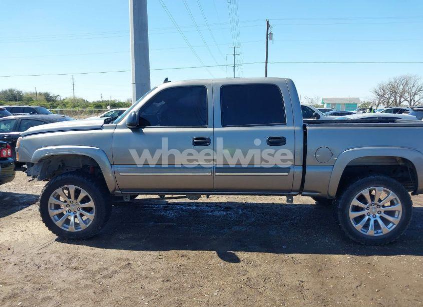 Photo 14 of 2006 Chevrolet Silverado 1500 LT2 (VIN 2GCEK13TX61184260)