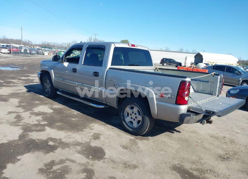 Photo 3 of 2006 Chevrolet Silverado 1500 LT1 (VIN 2GCEK13TX61219752)