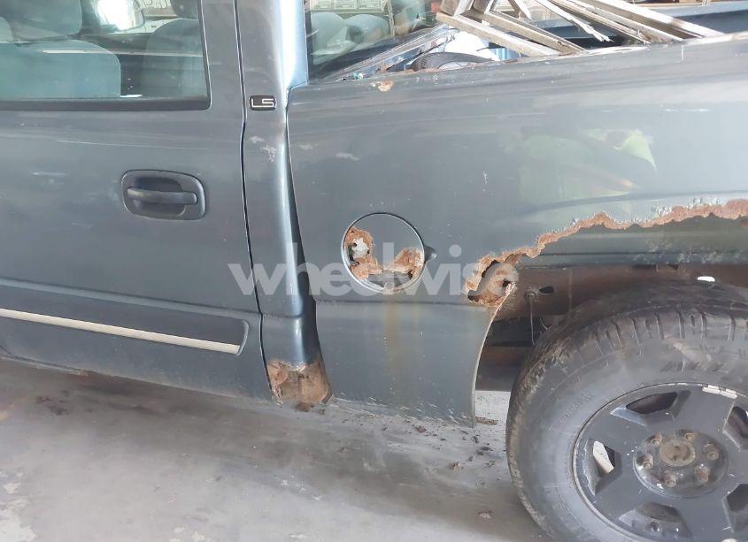 Photo 12 of 2006 Chevrolet Silverado 1500 LS (VIN 2GCEK13V261225692)