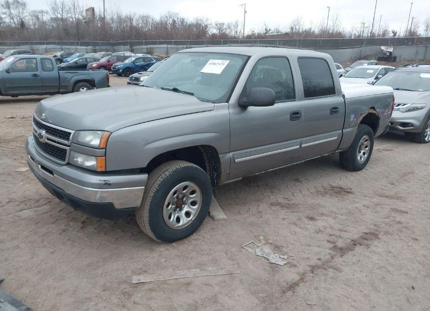 Photo 2 of 2007 Chevrolet Silverado 1500 CLASSIC LS (VIN 2GCEK13V571176764)
