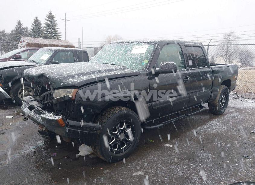 Photo 2 of 2006 Chevrolet Silverado 1500 LS (VIN 2GCEK13V661202657)