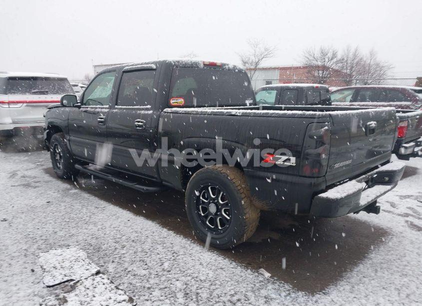 Photo 3 of 2006 Chevrolet Silverado 1500 LS (VIN 2GCEK13V661202657)