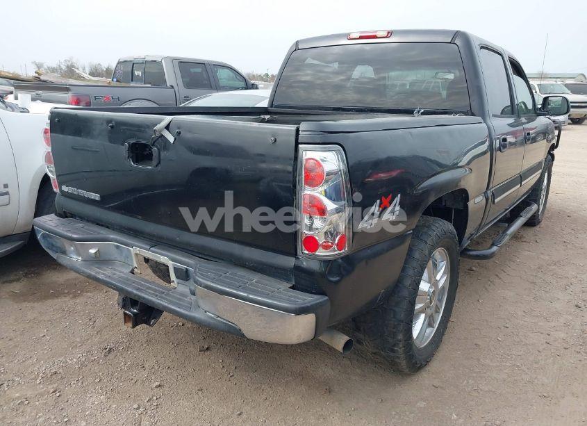 Photo 4 of 2006 Chevrolet Silverado 1500 LS (VIN 2GCEK13VX61299300)