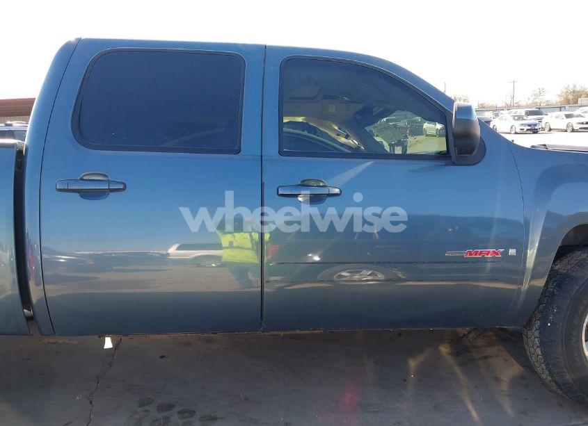 Photo 14 of 2007 Chevrolet Silverado 1500 LTZ (VIN 2GCEK13Y371690431)