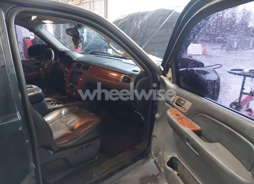 Photo 5 of 2007 Chevrolet Silverado 1500 LTZ (VIN 2GCEK13Y771642821)