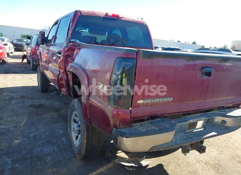 Photo 3 of 2007 Chevrolet Silverado 1500 CLASSIC LT1 (VIN 2GCEK13Z771169026)