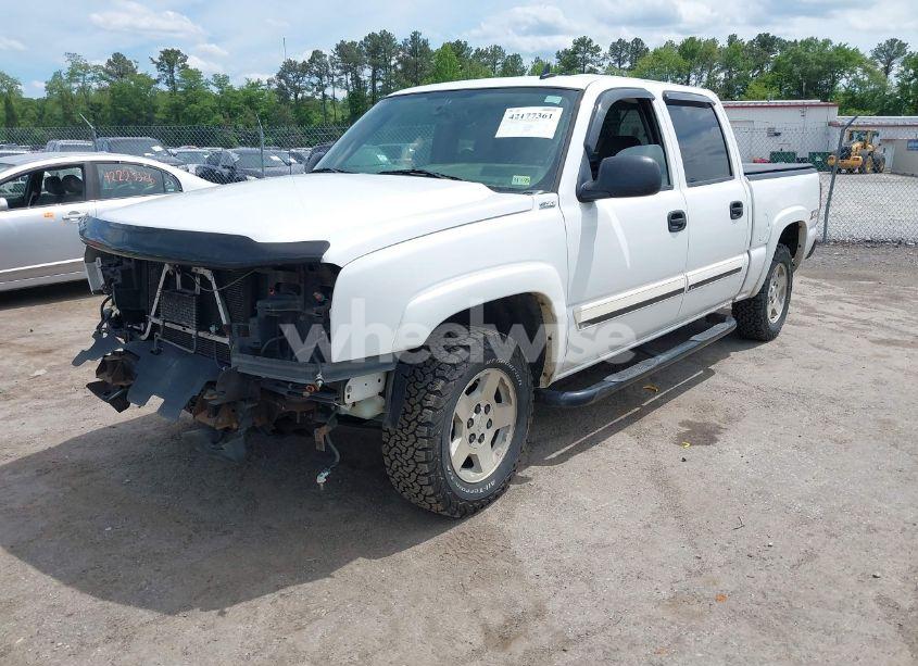 Photo 2 of 2006 Chevrolet Silverado 1500 LT1 (VIN 2GCEK13Z861338517)