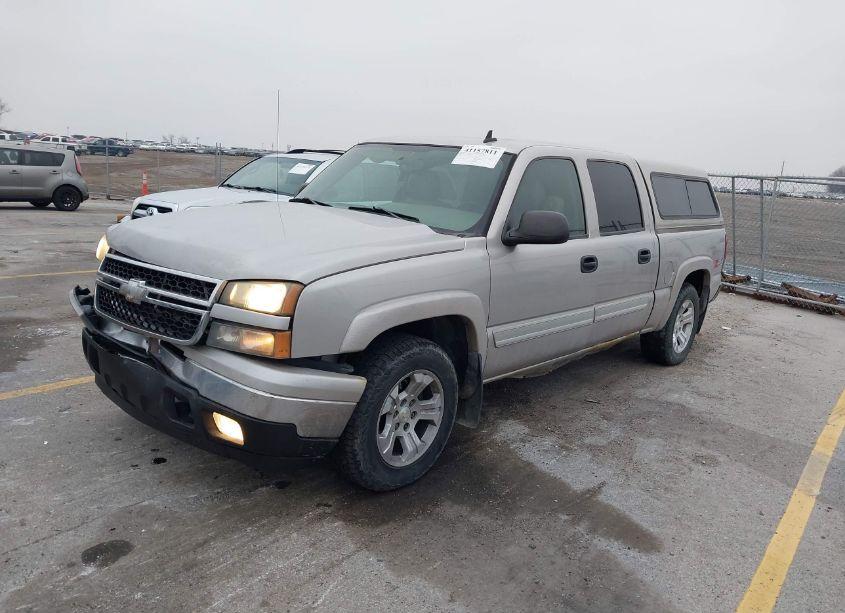 Photo 2 of 2007 Chevrolet Silverado 1500 CLASSIC LT3 (VIN 2GCEK13Z871113306)