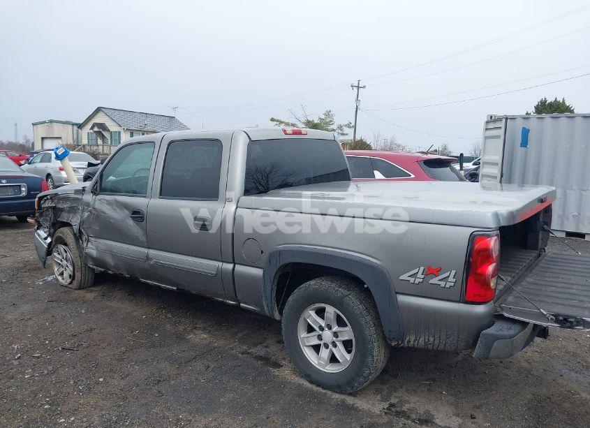 Photo 3 of 2007 Chevrolet Silverado 1500 CLASSIC LT1 (VIN 2GCEK13Z971109264)