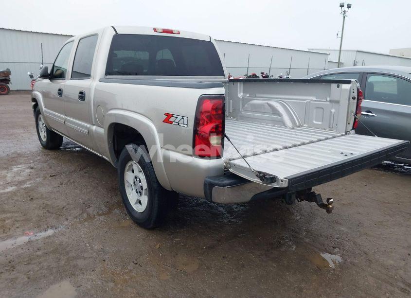 Photo 3 of 2006 Chevrolet Silverado 1500 LT3 (VIN 2GCEK13ZX61304420)