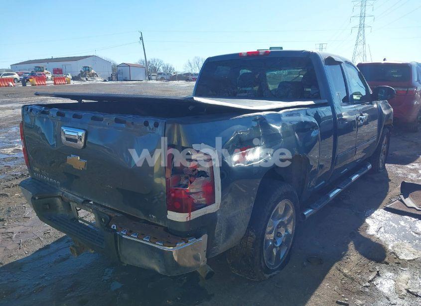 Photo 4 of 2007 Chevrolet Silverado 1500 LT2 (VIN 2GCEK190271730595)