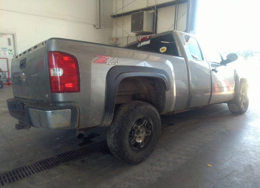 Photo 4 of 2008 Chevrolet Silverado 1500 LT1 (VIN 2GCEK190681288924)