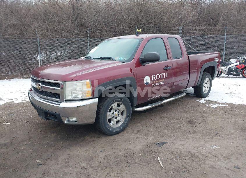 Photo 2 of 2008 Chevrolet Silverado 1500 LT1 (VIN 2GCEK190981281899)