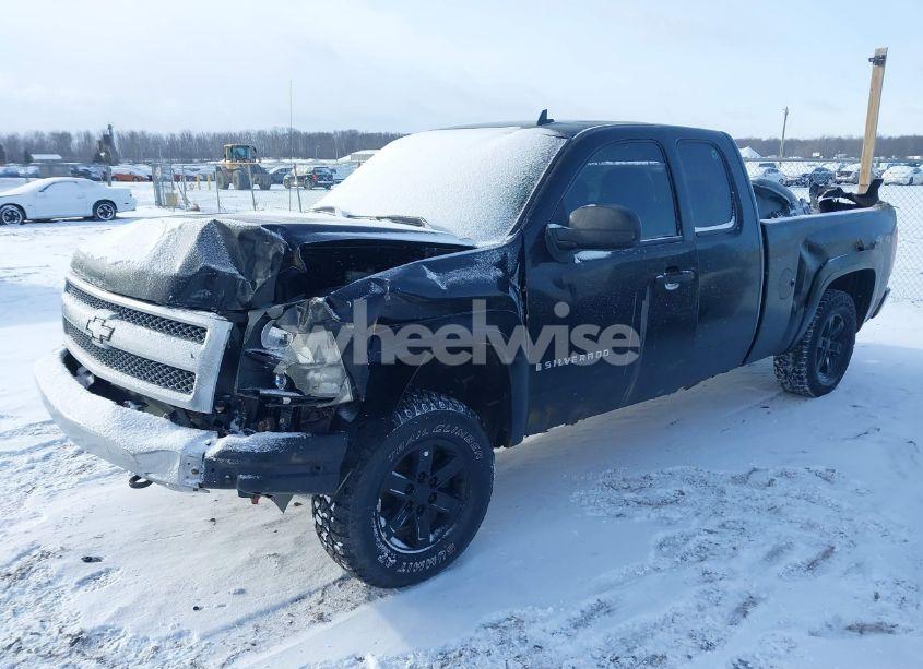 Photo 2 of 2008 Chevrolet Silverado 1500 LT1/LT2/LTZ/WORK TRUCK (VIN 2GCEK190X81265260)