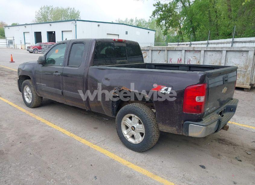 Photo 3 of 2008 Chevrolet Silverado 1500 LT1 (VIN 2GCEK190X81297772)