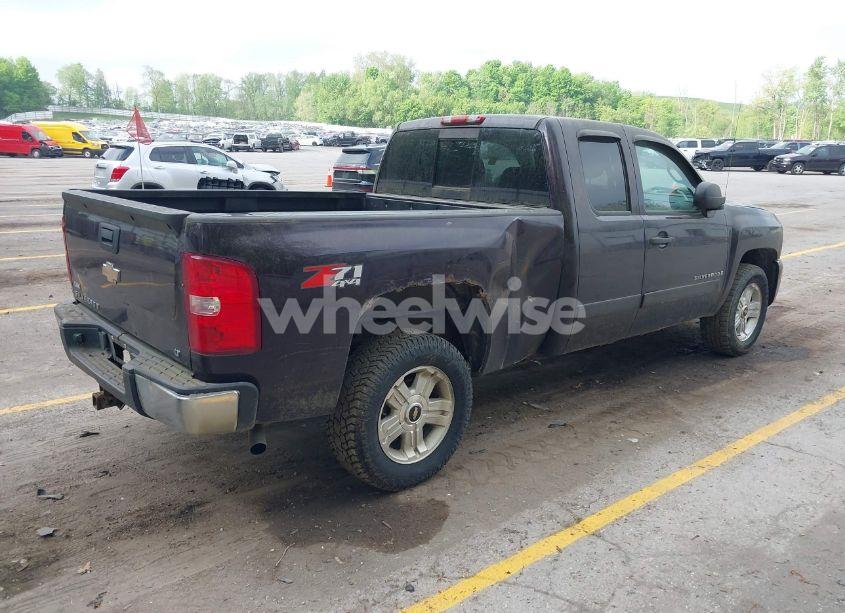 Photo 4 of 2008 Chevrolet Silverado 1500 LT1 (VIN 2GCEK190X81297772)
