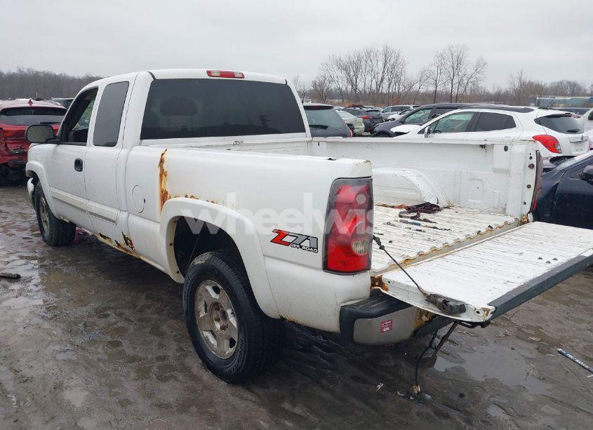 Photo 3 of 2006 Chevrolet Silverado 1500 LT2 (VIN 2GCEK19B161147287)