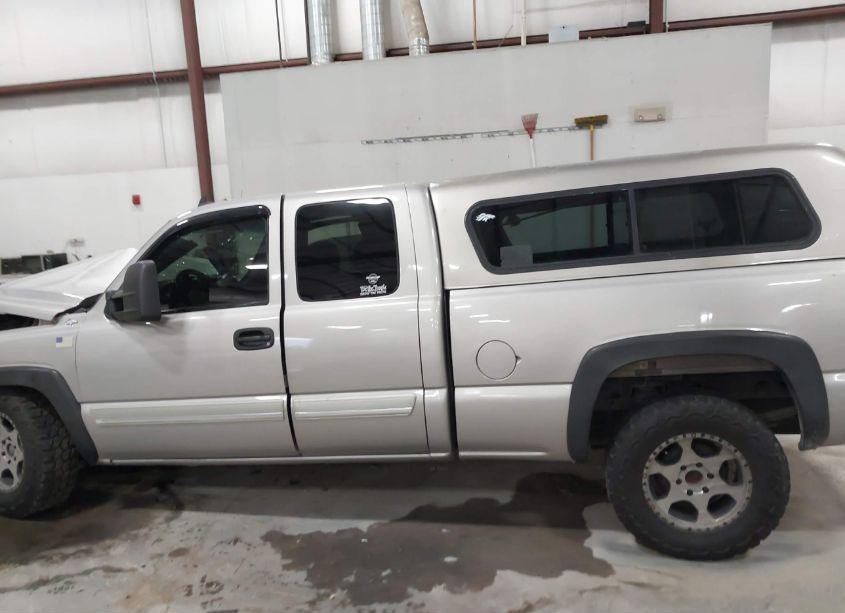 Photo 14 of 2006 Chevrolet Silverado 1500 LT1 (VIN 2GCEK19B161276033)