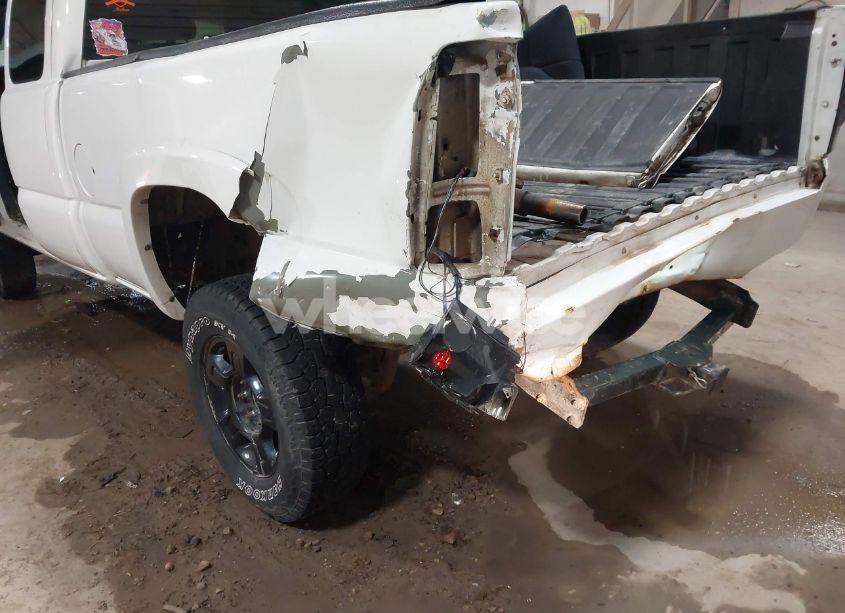 Photo 6 of 2006 Chevrolet Silverado 1500 LT1 (VIN 2GCEK19B361105221)