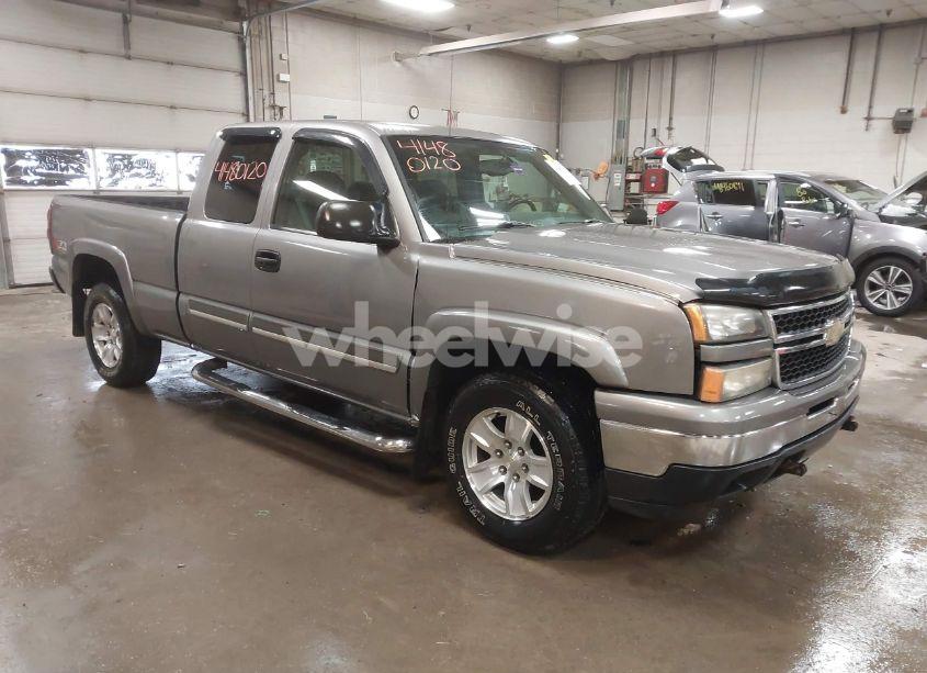 2006 Chevrolet Silverado 1500 LT1 (VIN 2GCEK19B361280150) main photo