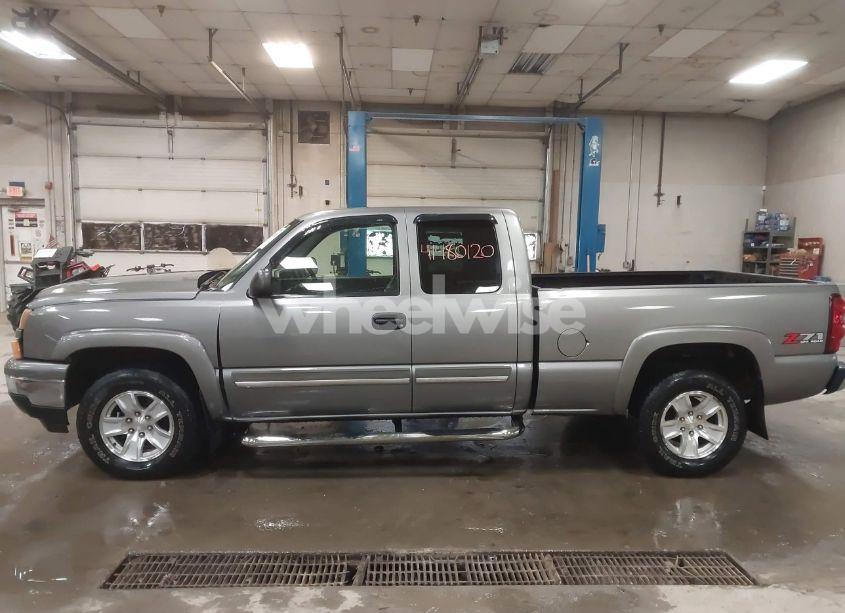 Photo 14 of 2006 Chevrolet Silverado 1500 LT1 (VIN 2GCEK19B361280150)