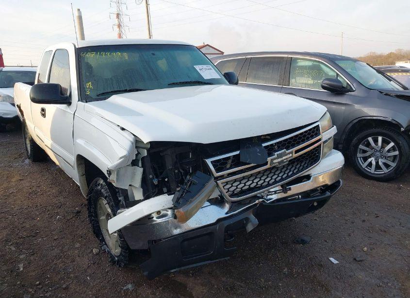 Photo 6 of 2006 Chevrolet Silverado 1500 LT1 (VIN 2GCEK19B361332649)