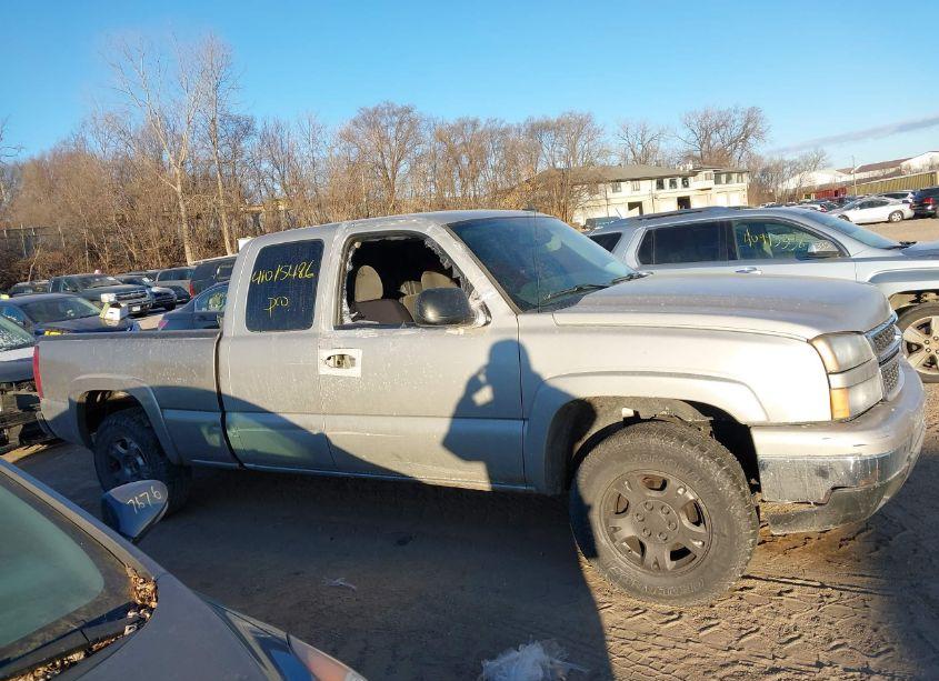 Photo 12 of 2006 Chevrolet Silverado 1500 LT1 (VIN 2GCEK19B661111157)