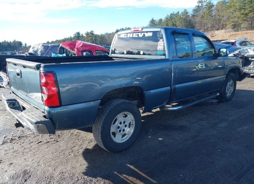 Photo 4 of 2006 Chevrolet Silverado 1500 LT1 (VIN 2GCEK19B661240452)