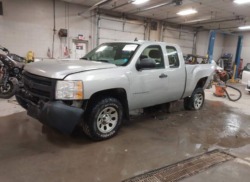 Photo 2 of 2008 Chevrolet Silverado 1500 WORK TRUCK (VIN 2GCEK19C081188540)