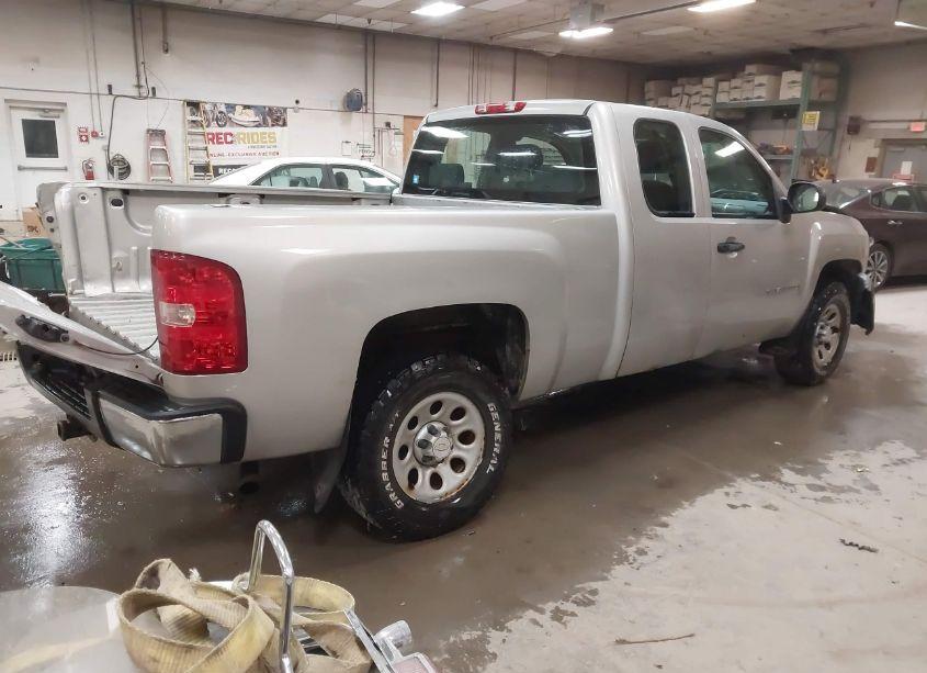 Photo 4 of 2008 Chevrolet Silverado 1500 WORK TRUCK (VIN 2GCEK19C081188540)