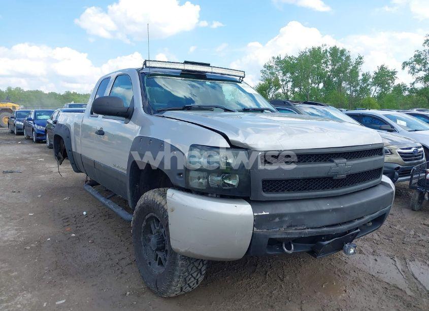 2008 Chevrolet Silverado 1500 LT1 (VIN 2GCEK19C181122806) main photo