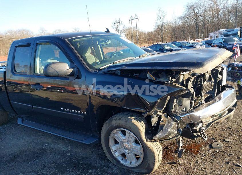 Photo 18 of 2007 Chevrolet Silverado 1500 LT1 (VIN 2GCEK19C371603719)
