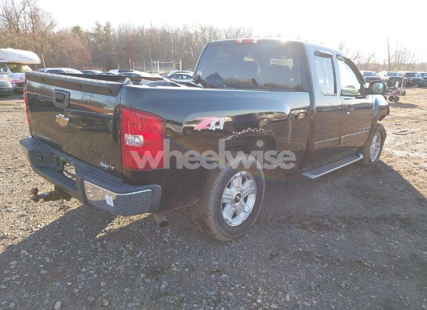 Photo 4 of 2007 Chevrolet Silverado 1500 LT1 (VIN 2GCEK19C371603719)