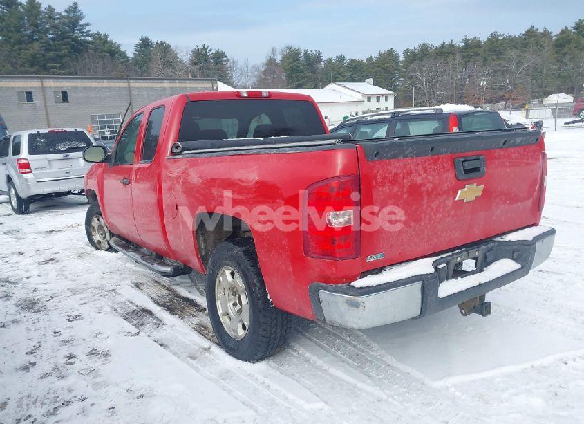 Photo 3 of 2007 Chevrolet Silverado 1500 WORK TRUCK (VIN 2GCEK19C571657815)