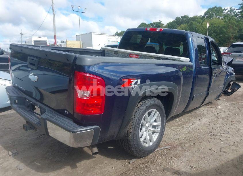 Photo 4 of 2007 Chevrolet Silverado 1500 LT1 (VIN 2GCEK19C771711809)