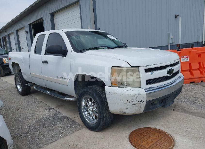 2007 Chevrolet Silverado 1500 LT1 (VIN 2GCEK19C971684239) main photo