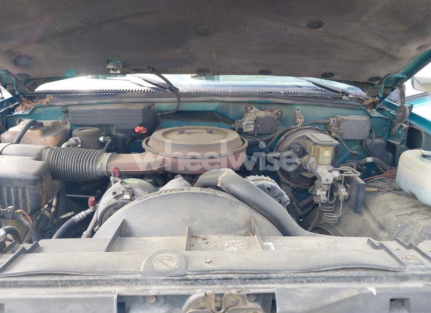 Photo 10 of 1994 Chevrolet Gmt-400 K1500 (VIN 2GCEK19H7R1104291)