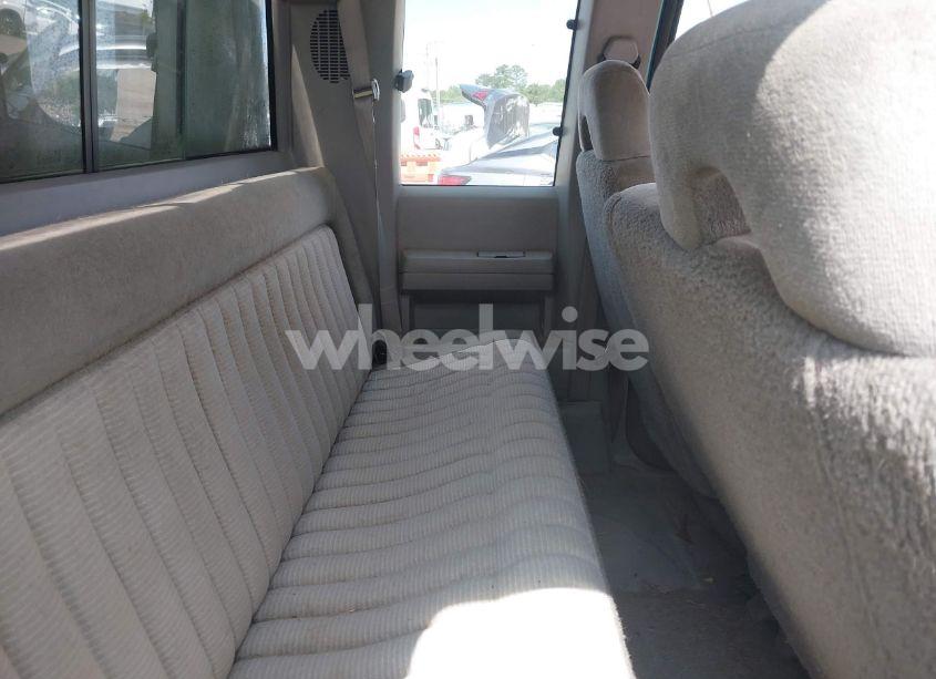 Photo 8 of 1994 Chevrolet Gmt-400 K1500 (VIN 2GCEK19H7R1104291)