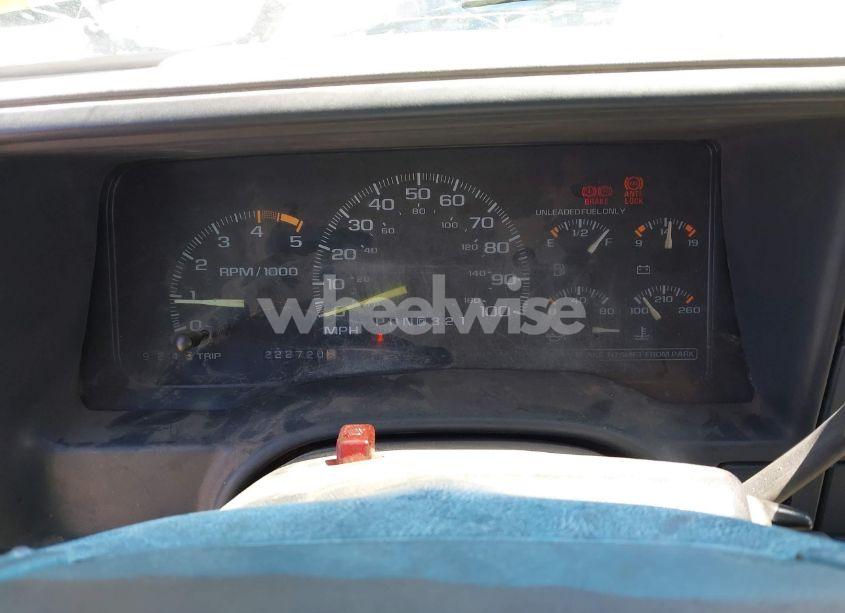 Photo 7 of 1995 Chevrolet Gmt-400 K1500 (VIN 2GCEK19H8S1194511)