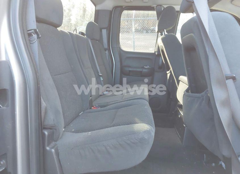 Photo 8 of 2007 Chevrolet Silverado 1500 LT1 (VIN 2GCEK19J071675900)