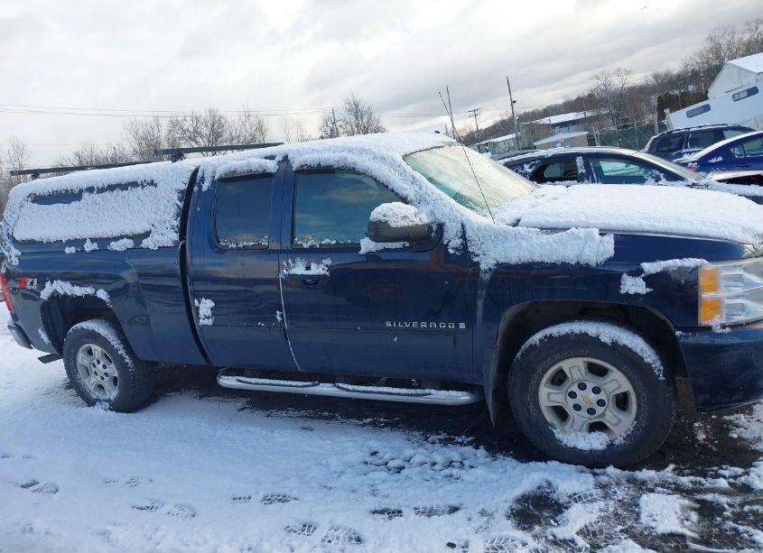Photo 13 of 2007 Chevrolet Silverado 1500 LT1 (VIN 2GCEK19J271683464)