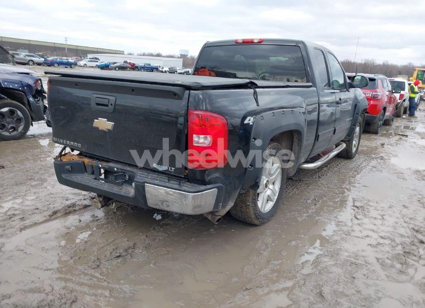 Photo 4 of 2008 Chevrolet Silverado 1500 LT1 (VIN 2GCEK19J281268775)