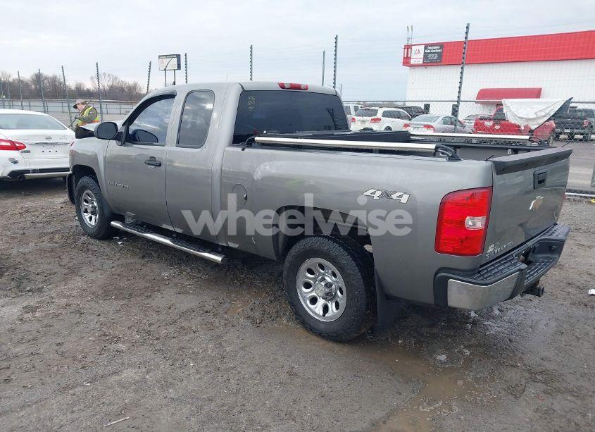 Photo 3 of 2008 Chevrolet Silverado 1500 WORK TRUCK (VIN 2GCEK19J381203045)