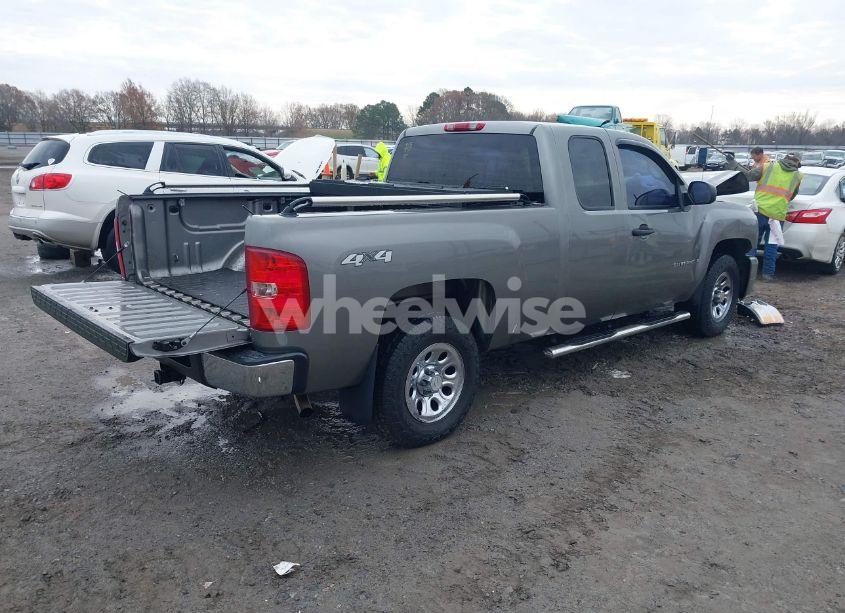Photo 4 of 2008 Chevrolet Silverado 1500 WORK TRUCK (VIN 2GCEK19J381203045)