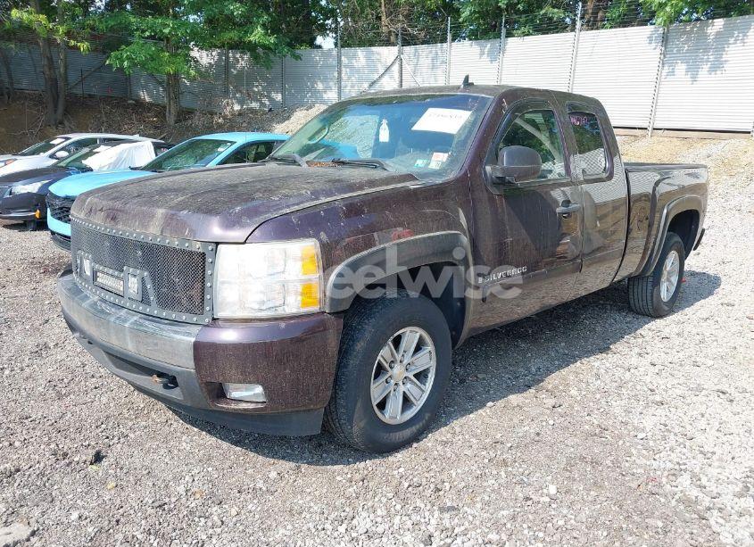 Photo 2 of 2008 Chevrolet Silverado 1500 LT2 (VIN 2GCEK19J481232523)