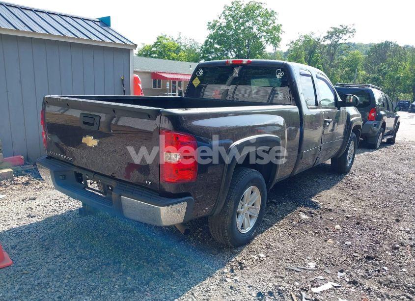 Photo 4 of 2008 Chevrolet Silverado 1500 LT2 (VIN 2GCEK19J481232523)