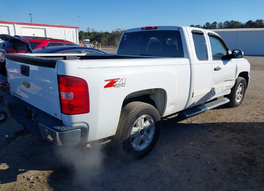 Photo 4 of 2008 Chevrolet Silverado 1500 LT1 (VIN 2GCEK19J481292804)